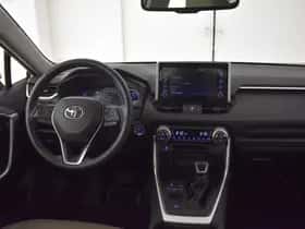 Toyota RAV4 (2021) thumbnail 4