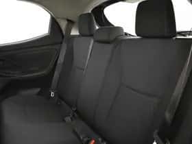 Toyota Yaris (2022) thumbnail 12