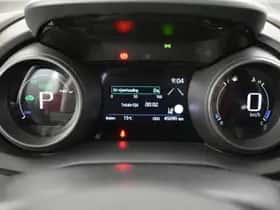 Toyota Yaris (2022) thumbnail 17