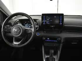 Toyota Yaris (2022) thumbnail 4