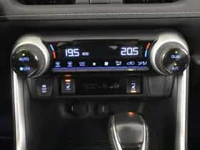 Toyota RAV4 (2022) thumbnail 22