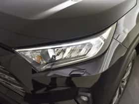 Toyota RAV4 (2022) thumbnail 8