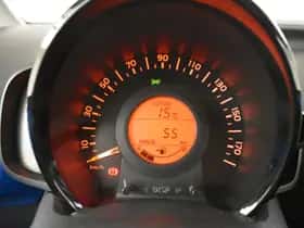 Toyota Aygo (2017) thumbnail 16