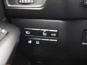 Lexus NX (2018) thumbnail 15