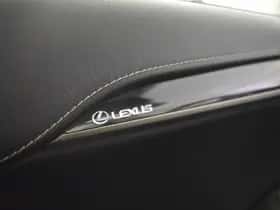 Lexus NX (2018) thumbnail 38