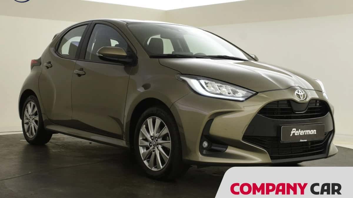 Toyota Yaris (2023) — foto 1