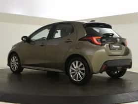 Toyota Yaris (2023) thumbnail 2