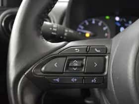 Toyota Yaris (2023) thumbnail 18