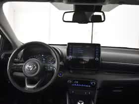 Toyota Yaris (2023) thumbnail 4