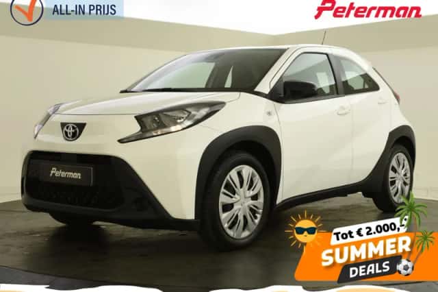 Toyota Aygo (2023) thumbnail 1