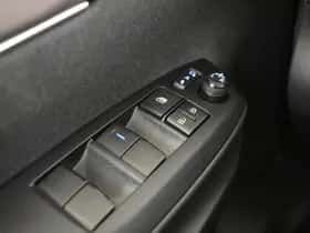 Toyota Yaris Cross (2022) thumbnail 25