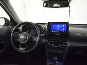 Toyota Yaris Cross (2022) thumbnail 4