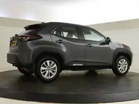 Toyota Yaris Cross (2025) thumbnail 5