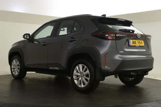 Toyota Yaris Cross (2025) thumbnail 6