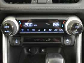 Toyota RAV4 (2020) thumbnail 23