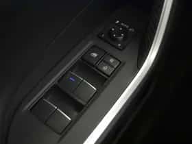 Toyota RAV4 (2020) thumbnail 26