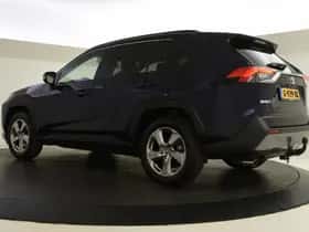 Toyota RAV4 (2020) thumbnail 6