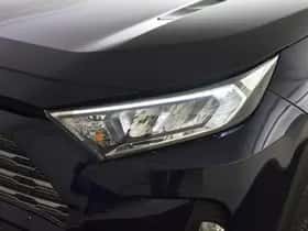 Toyota RAV4 (2020) thumbnail 8