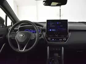 Toyota Corolla (2024) thumbnail 4