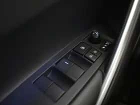 Toyota Corolla (2024) thumbnail 31