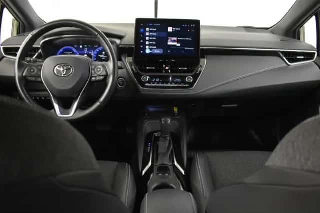 Toyota Corolla (2023) thumbnail 4