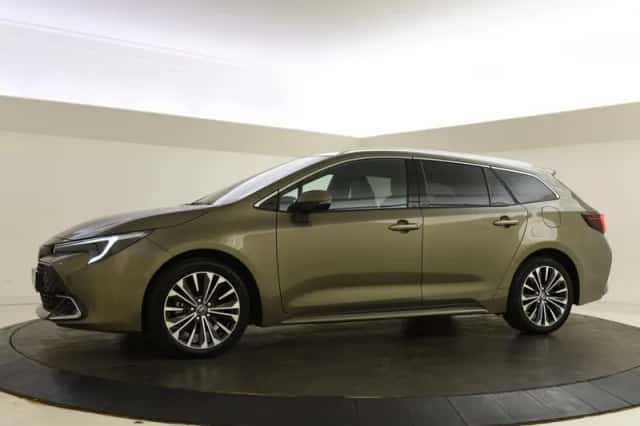 Toyota Corolla (2023) thumbnail 5