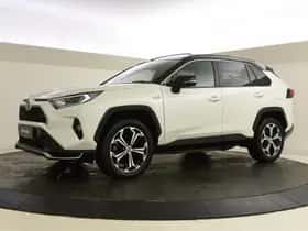 Toyota RAV4 (2021) thumbnail 2