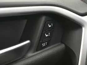 Toyota RAV4 (2021) thumbnail 19