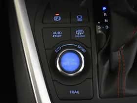 Toyota RAV4 (2021) thumbnail 35