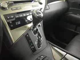 Lexus RX (2016) thumbnail 28