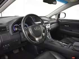 Lexus RX (2016) thumbnail 9