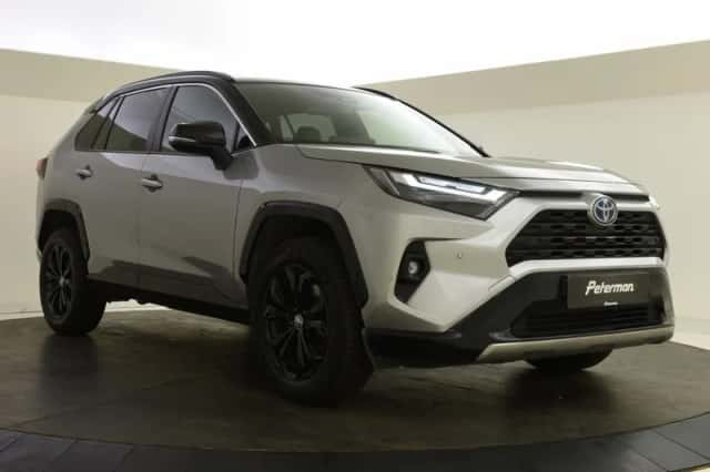 Toyota RAV4 (2024) thumbnail 5