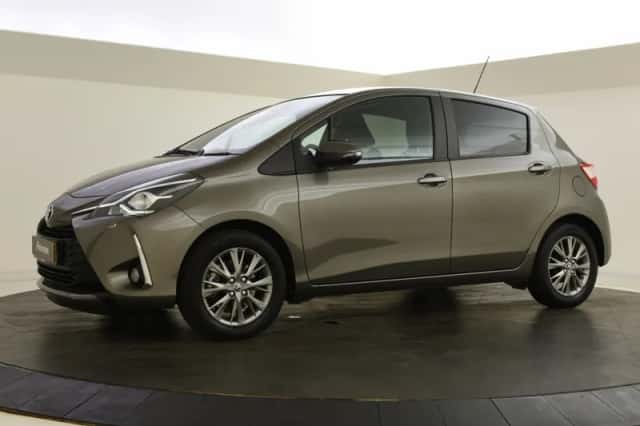 Toyota Yaris (2020) thumbnail 5