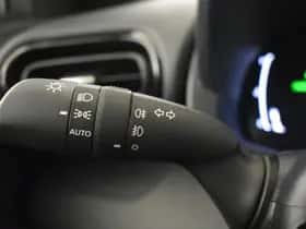 Toyota Yaris Cross (2025) thumbnail 14