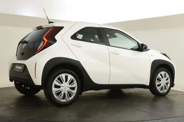 Toyota Aygo (2024) thumbnail 2
