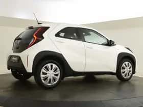 Toyota Aygo (2024) thumbnail 2