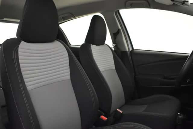 Toyota Yaris (2018) thumbnail 3