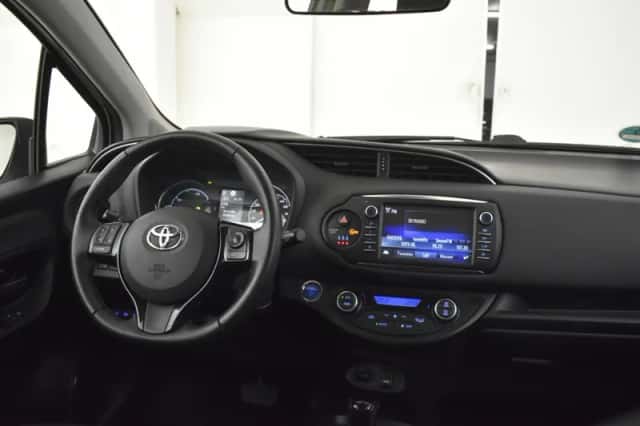 Toyota Yaris (2018) thumbnail 4