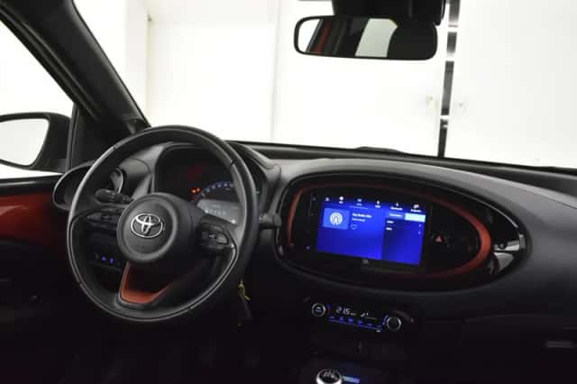 Toyota Aygo (2022) thumbnail 4