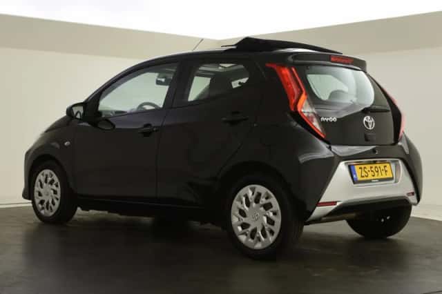 Toyota Aygo (2019) thumbnail 6
