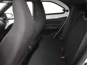 Toyota Aygo (2025) thumbnail 15