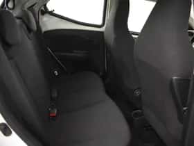 Toyota Aygo (2021) thumbnail 18