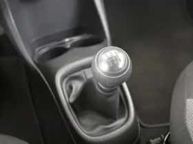Toyota Aygo (2021) thumbnail 23