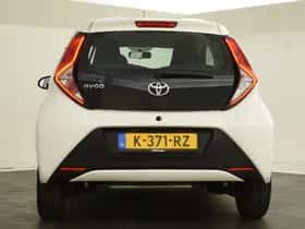 Toyota Aygo (2021) thumbnail 8