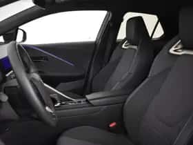 Toyota C-HR (2024) thumbnail 15