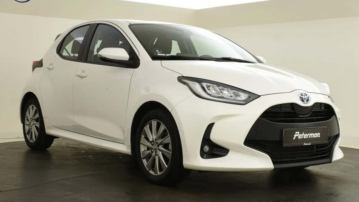Toyota Yaris (2023) — foto 1