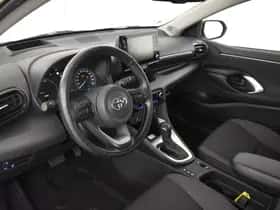 Toyota Yaris (2023) thumbnail 11