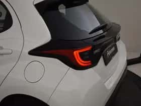 Toyota Yaris (2023) thumbnail 10