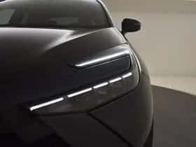 Toyota C-HR (2024) thumbnail 16