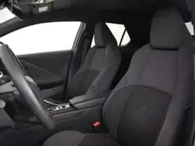 Toyota C-HR (2024) thumbnail 17